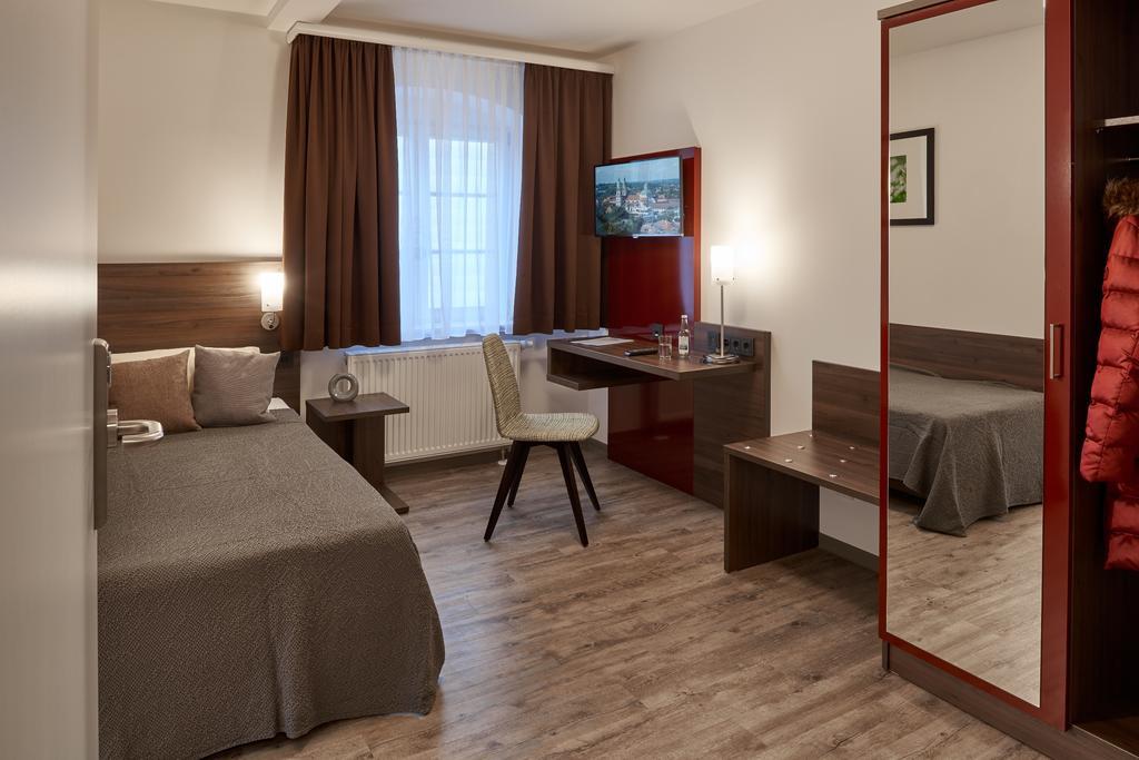 Elia Hotel Kempten Eksteriør bilde